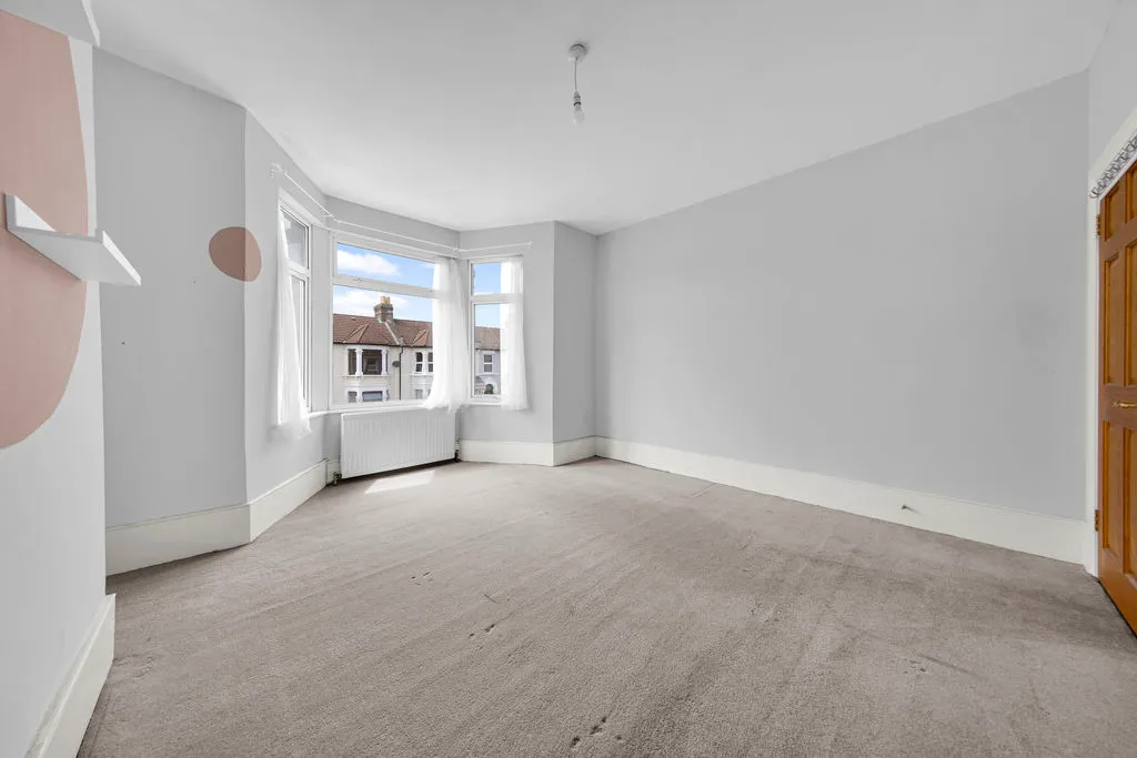 St. Albans Road, Ilford, IG3, photo 16