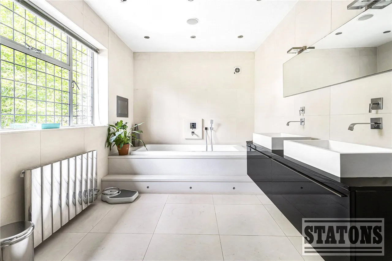 Camlet Way, Hadley Wood, EN4 0LJ, photo 14