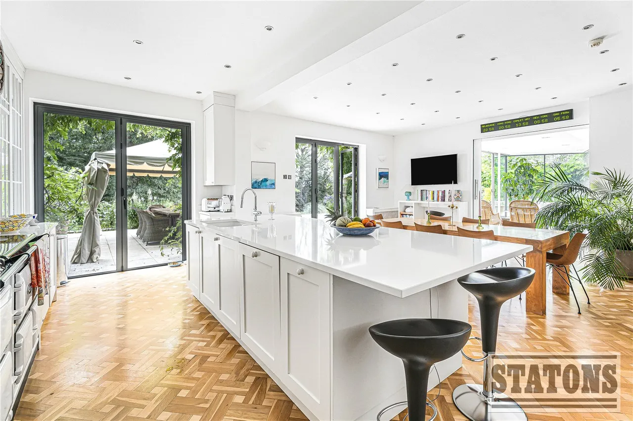 Camlet Way, Hadley Wood, EN4 0LJ, photo 11