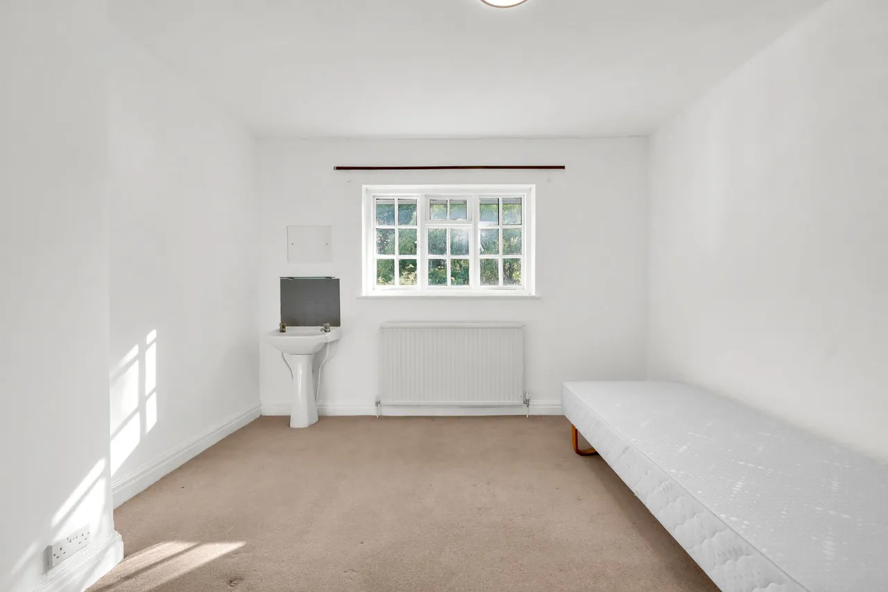 Lyndale Avenue, London, NW2, photo 16