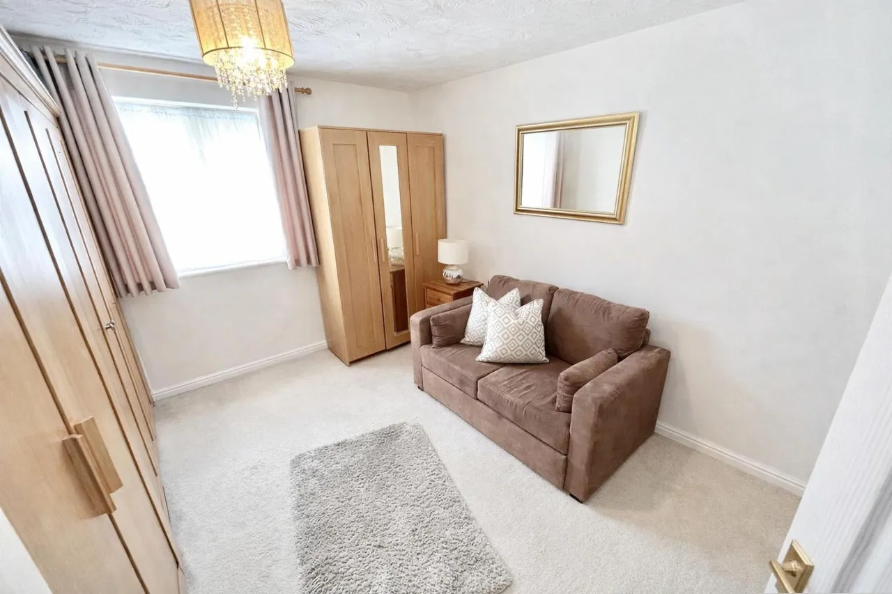 Burrows Chase, Waltham Abbey, EN9, photo 7