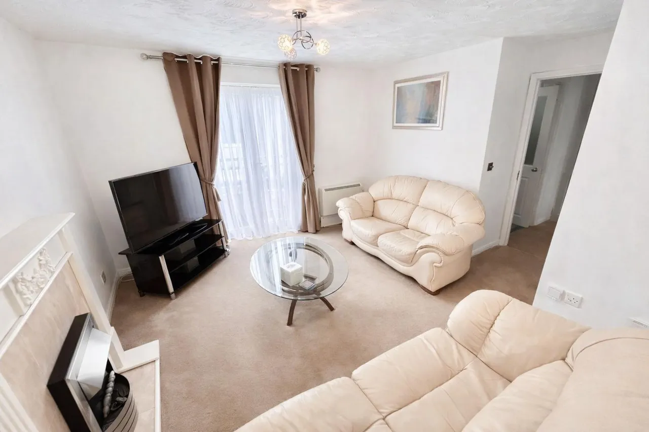 Burrows Chase, Waltham Abbey, EN9, photo 5
