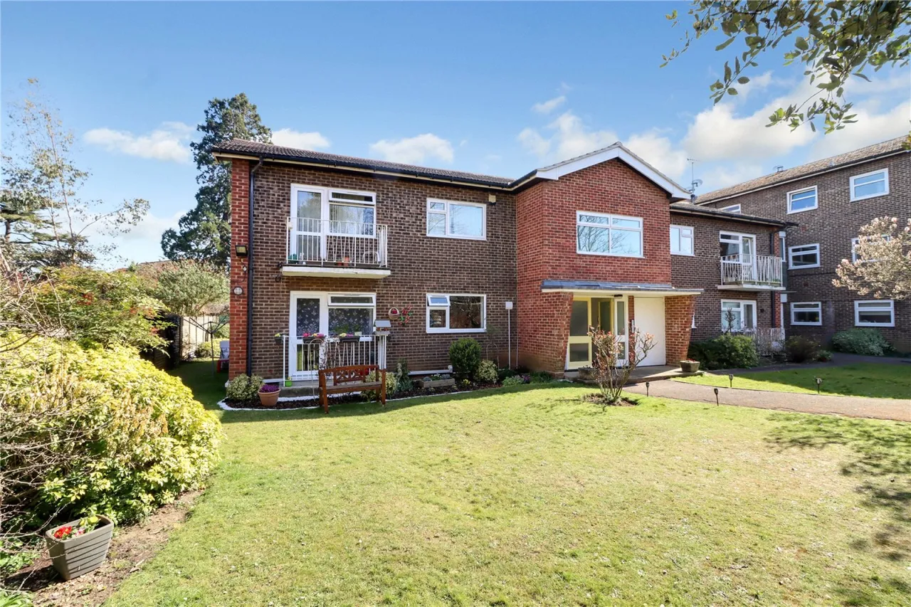 2 bed flat for sale, Parkhouse Lane, Reading, RG30