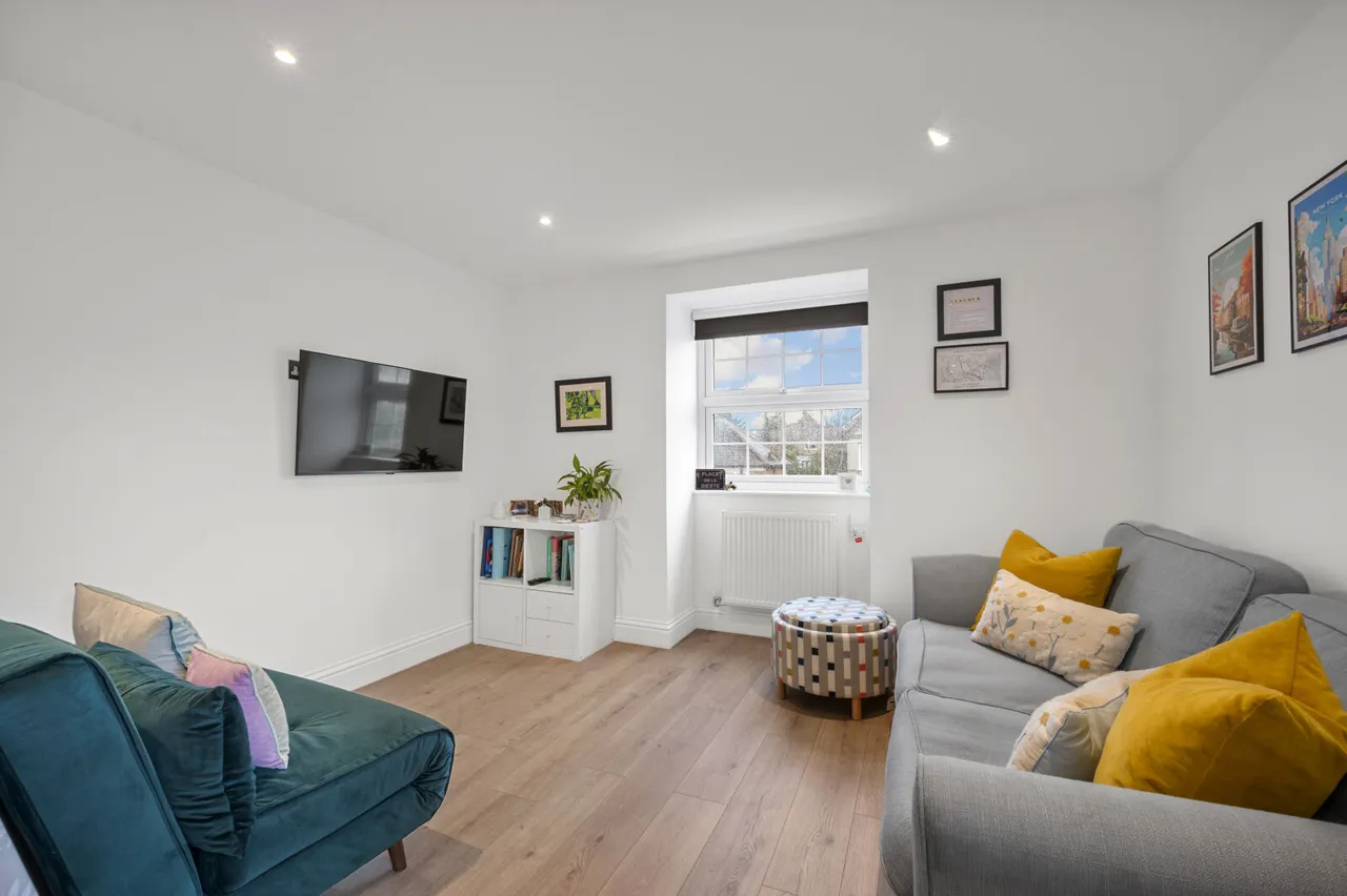 Villiers Avenue, Surbiton, KT5, photo 3