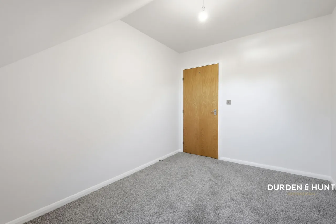 Butts Green Road, Hornchurch, RM11, photo 12