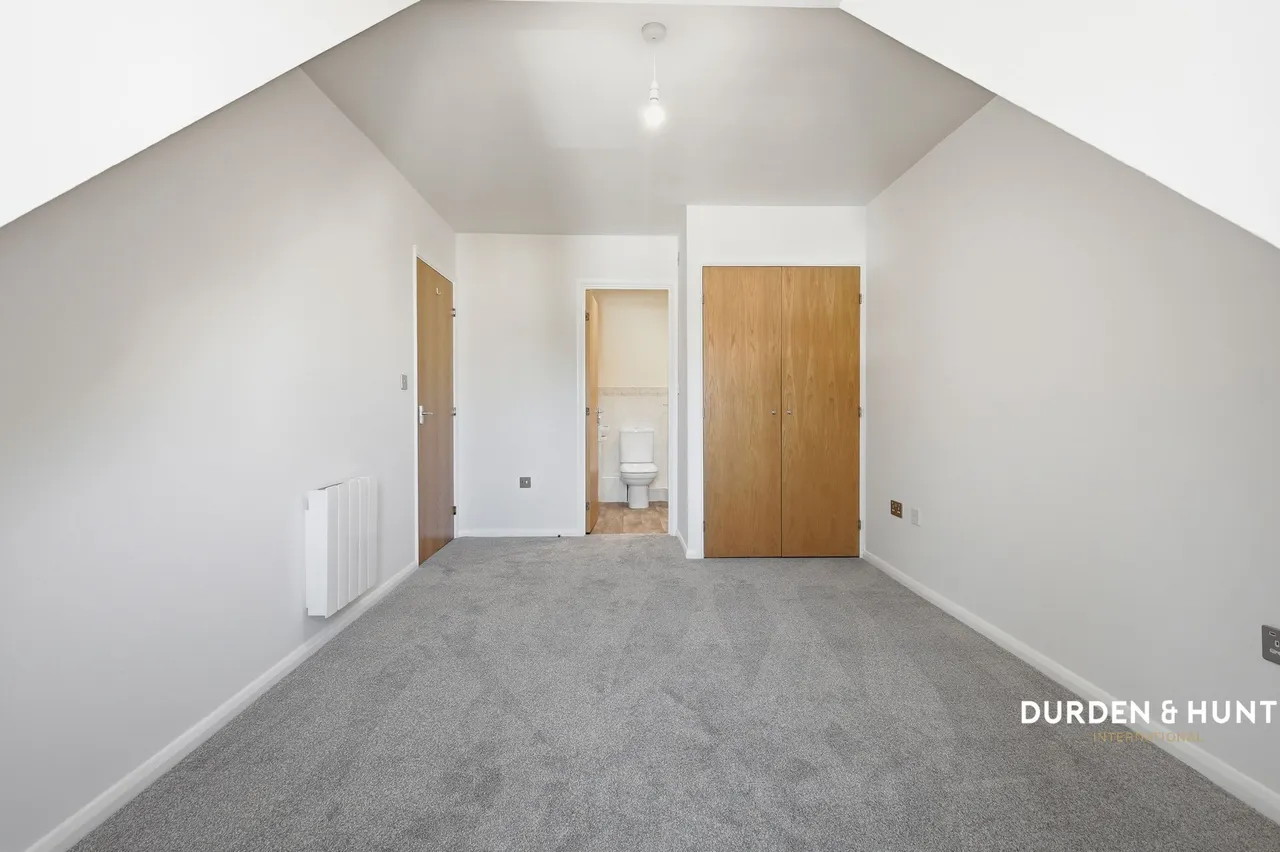 Butts Green Road, Hornchurch, RM11, photo 8