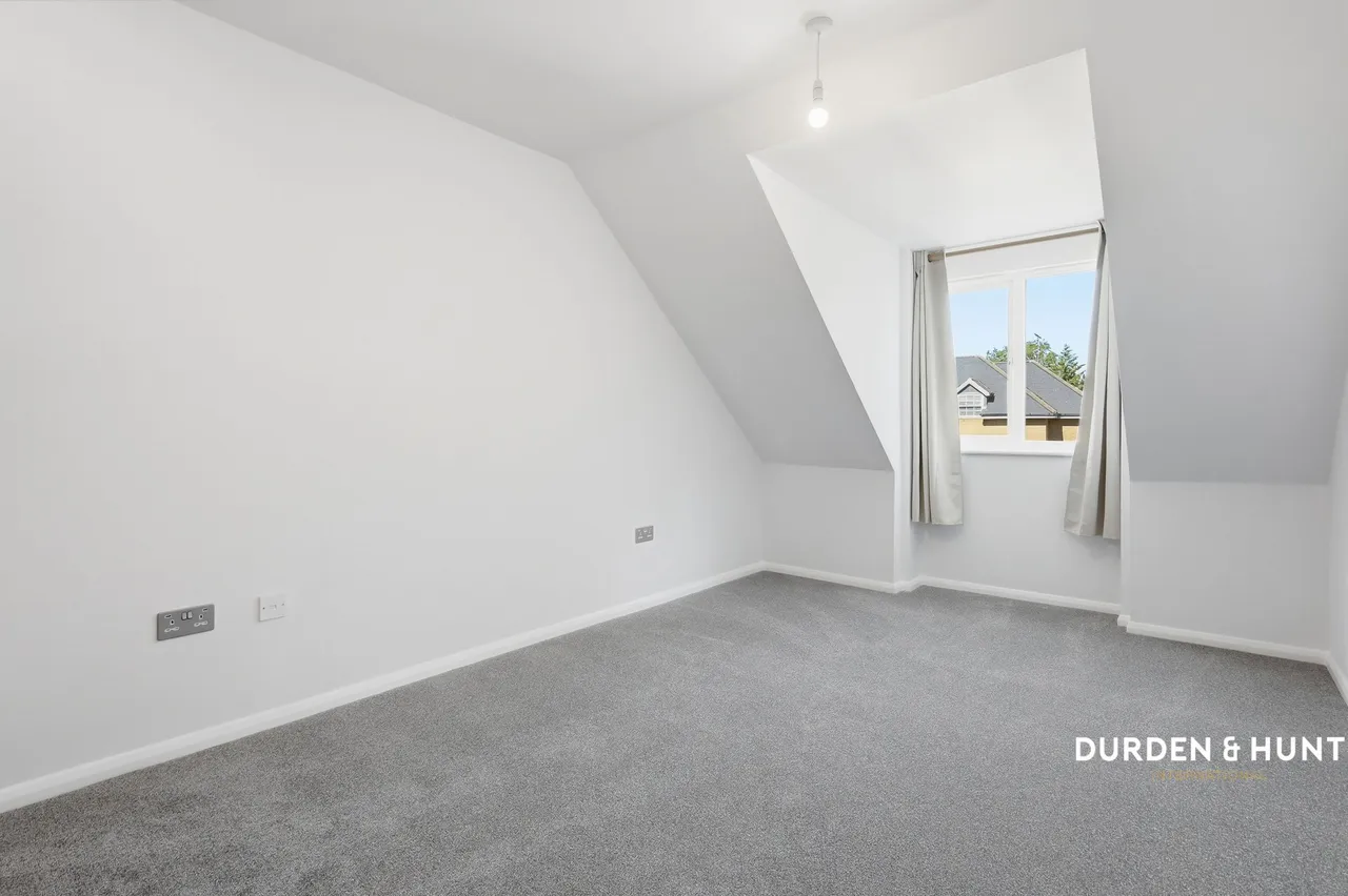 Butts Green Road, Hornchurch, RM11, photo 7
