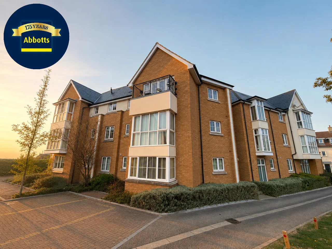 1 bed flat to rent — Lambourne Chase, Great Baddow - CM2