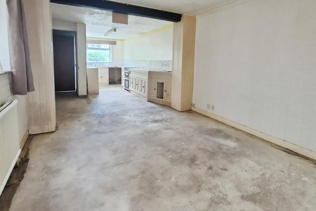 High Street, Eye, PE6, photo 9