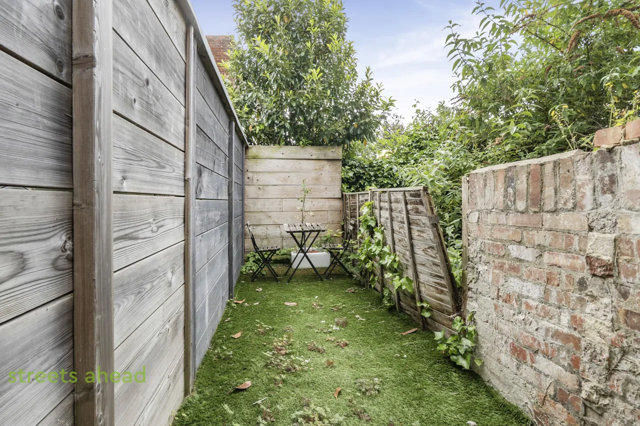 Pembury Road, London, SE25, photo 12