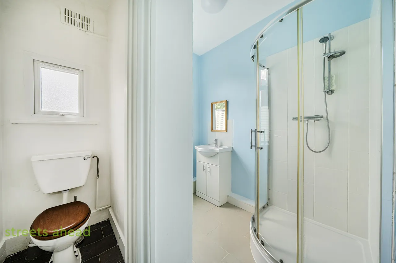 Pembury Road, London, SE25, photo 6