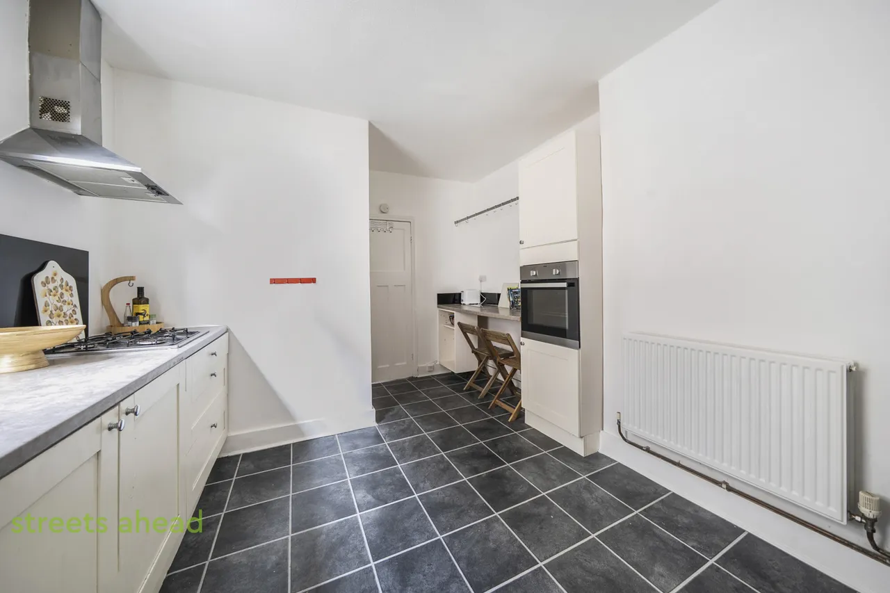 Pembury Road, London, SE25, photo 13
