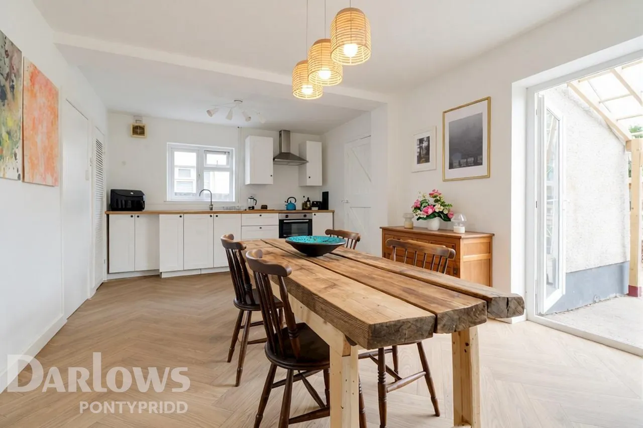 Gwaun Road, Pontypridd, photo 6