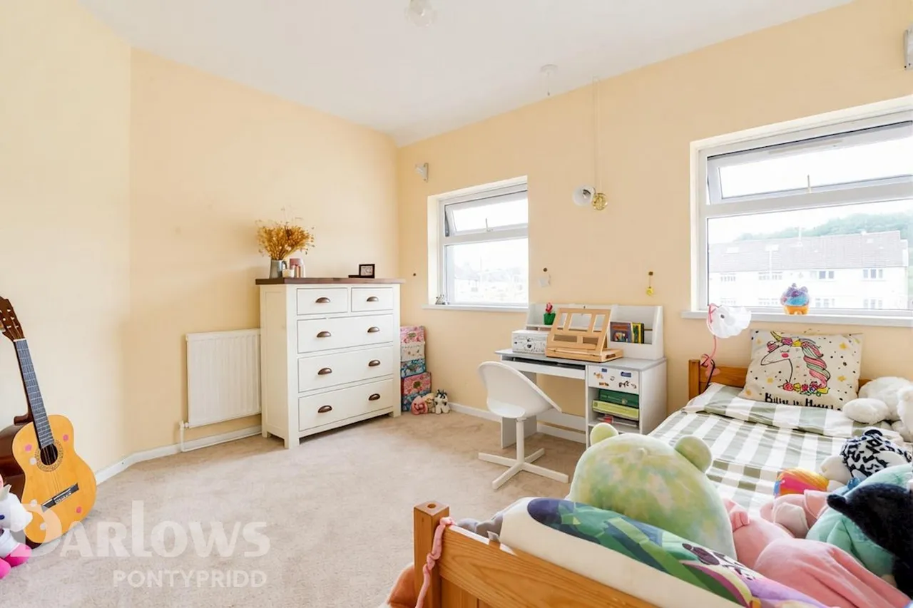 Gwaun Road, Pontypridd, photo 18