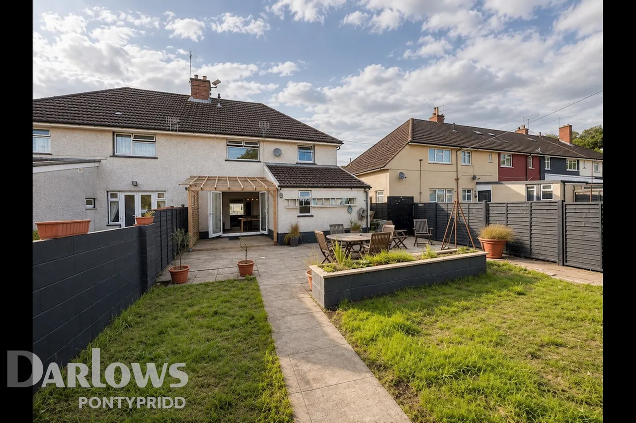 Gwaun Road, Pontypridd, photo 26