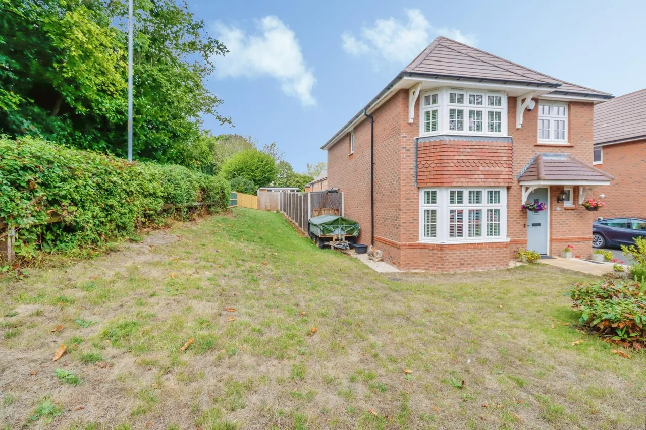 Herbert Owen Drive, Priorslee, TF2, photo 24