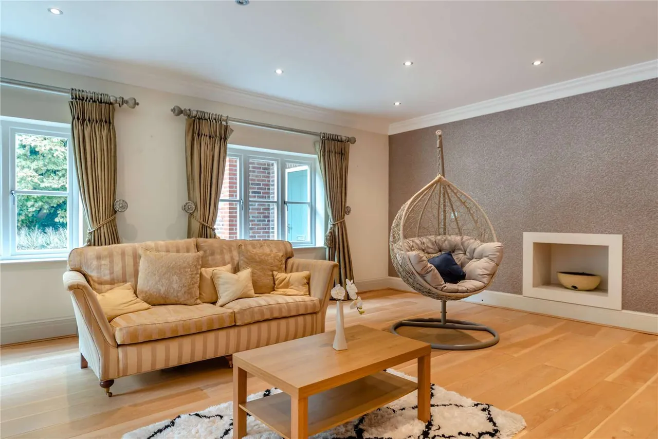 Flowers Hill, Pangbourne, Reading, RG8 7BD, photo 6