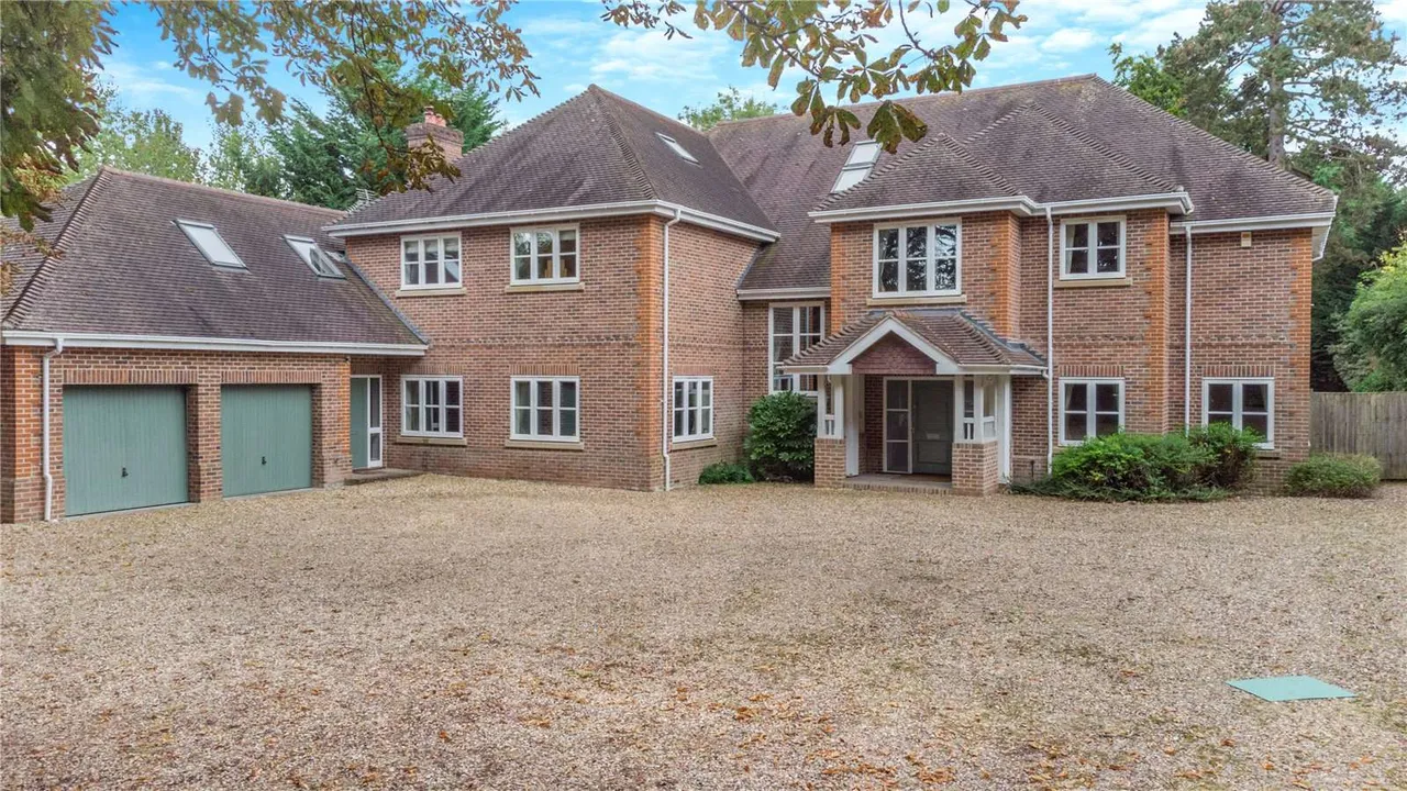 Flowers Hill, Pangbourne, Reading, RG8 7BD, photo 12