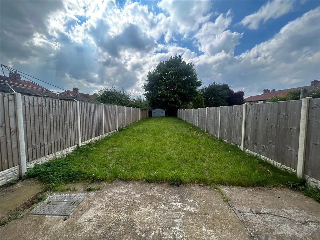 Suffolk Grove, Bircotes, DN11, photo 10