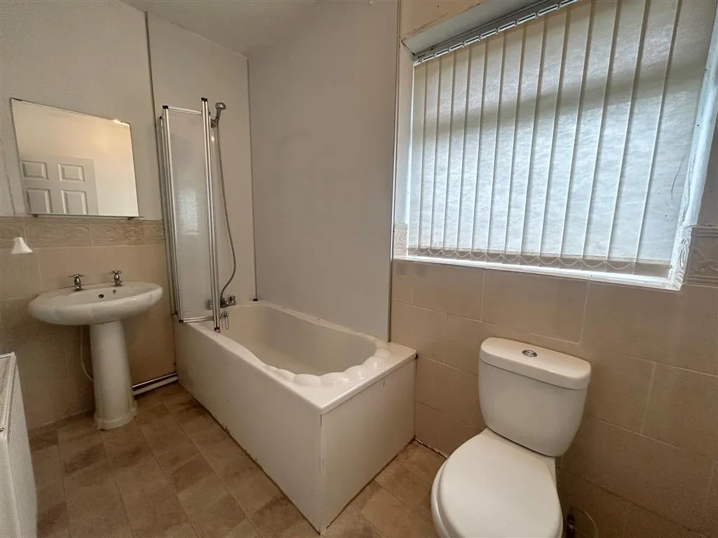 Suffolk Grove, Bircotes, DN11, photo 9