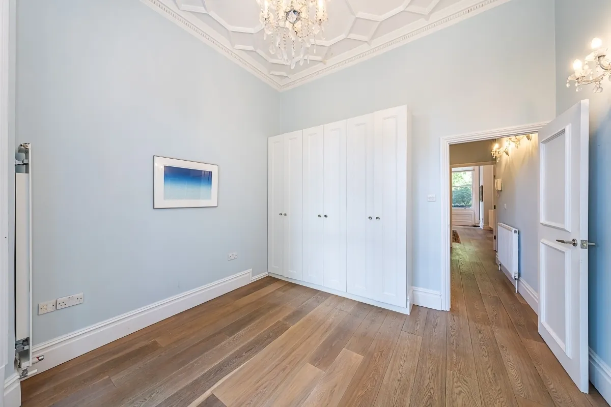 Lower Sloane Street, London, SW1W, photo 18
