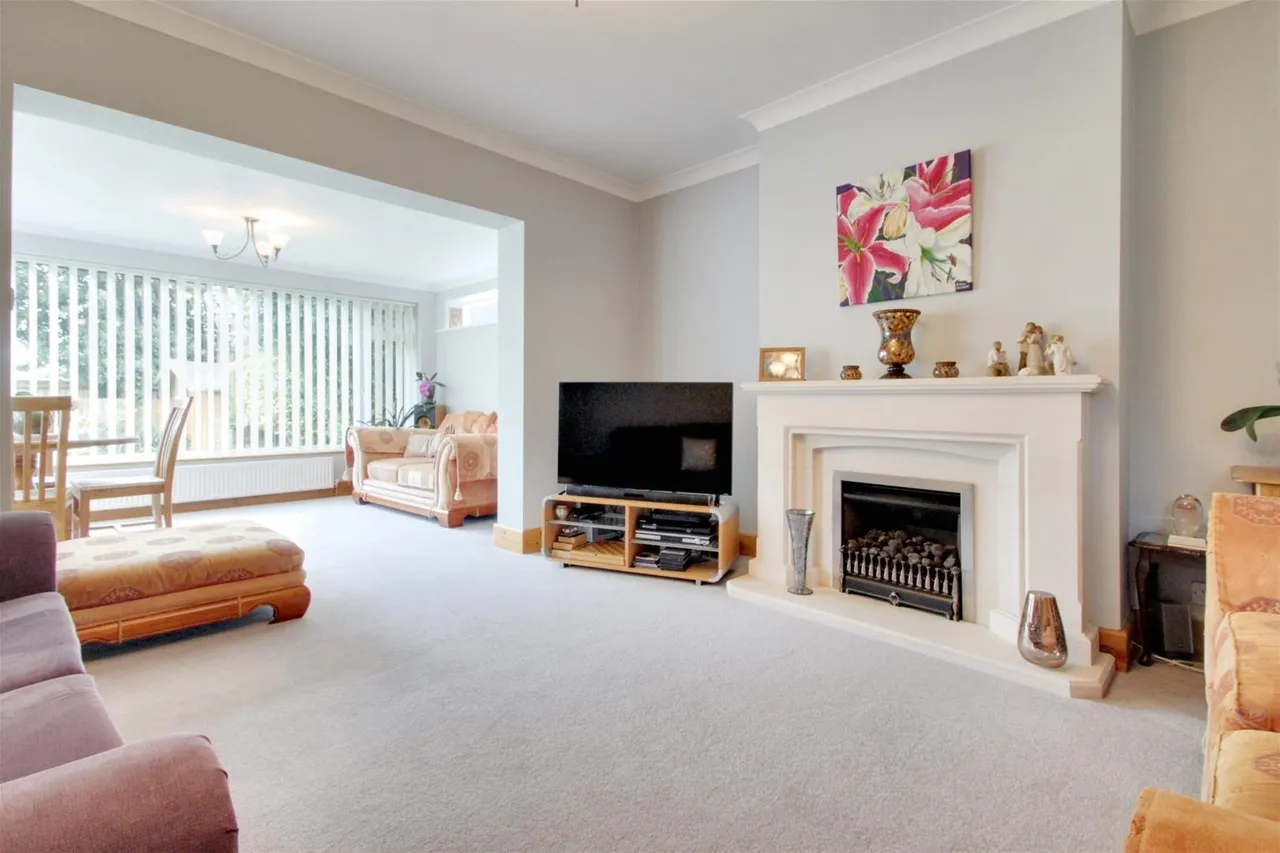 Bulkington Avenue, Worthing, photo 7