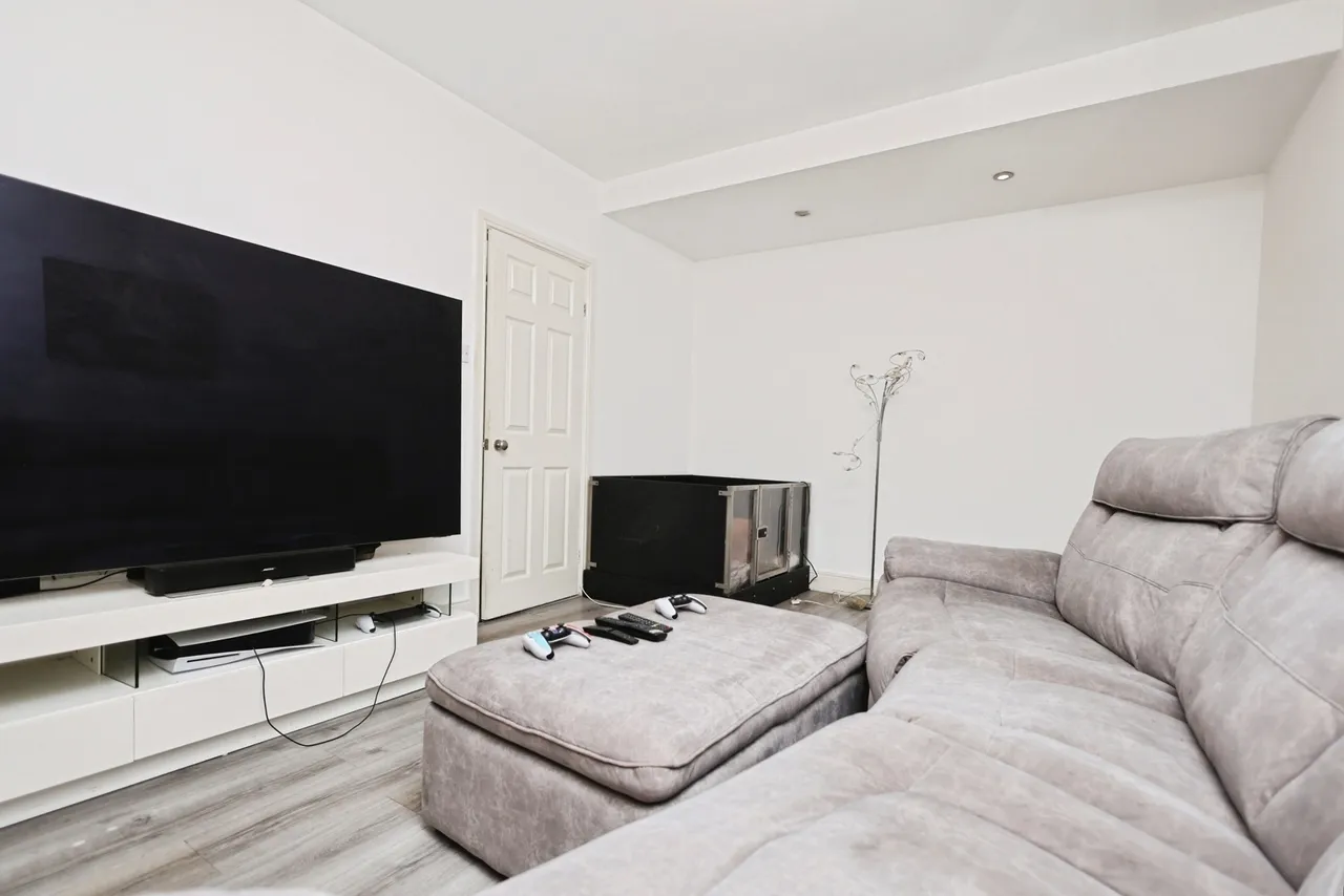 Kingshurst Road, Birmingham, B31, photo 5