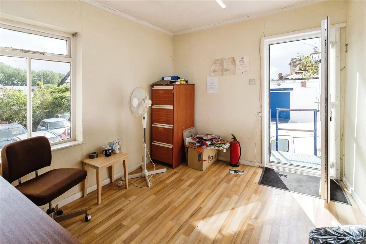 Caldecote Street, Newport Pagnell, Buckinghamshire, MK16, photo 12