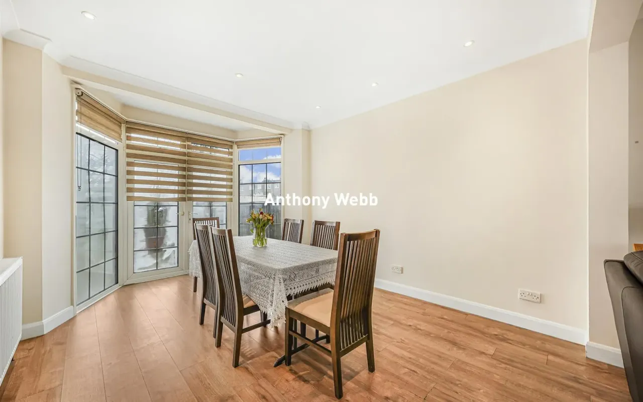 Mayfair Gardens, Tottenham, N17, photo 6