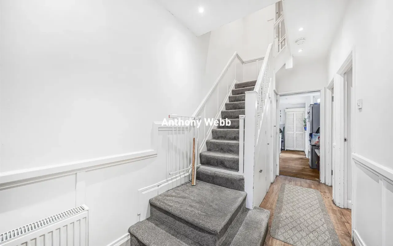Mayfair Gardens, Tottenham, N17, photo 3
