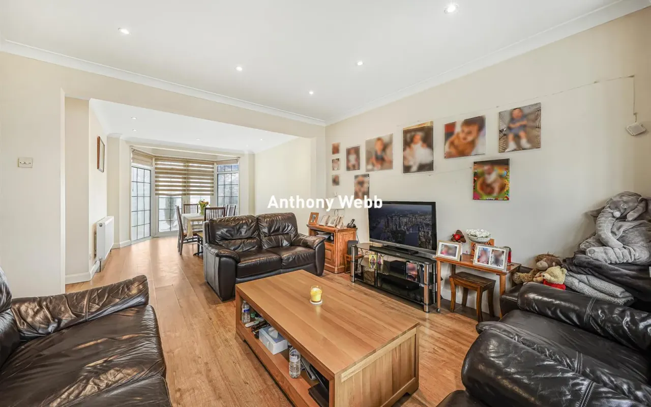 Mayfair Gardens, Tottenham, N17, photo 4
