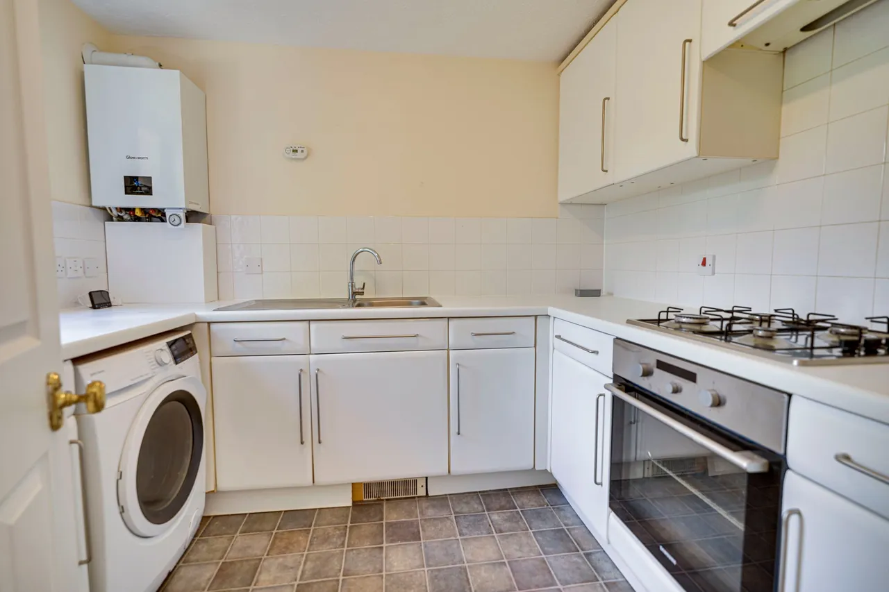 Sheering Mill Lane, Sawbridgeworth, CM21, photo 6