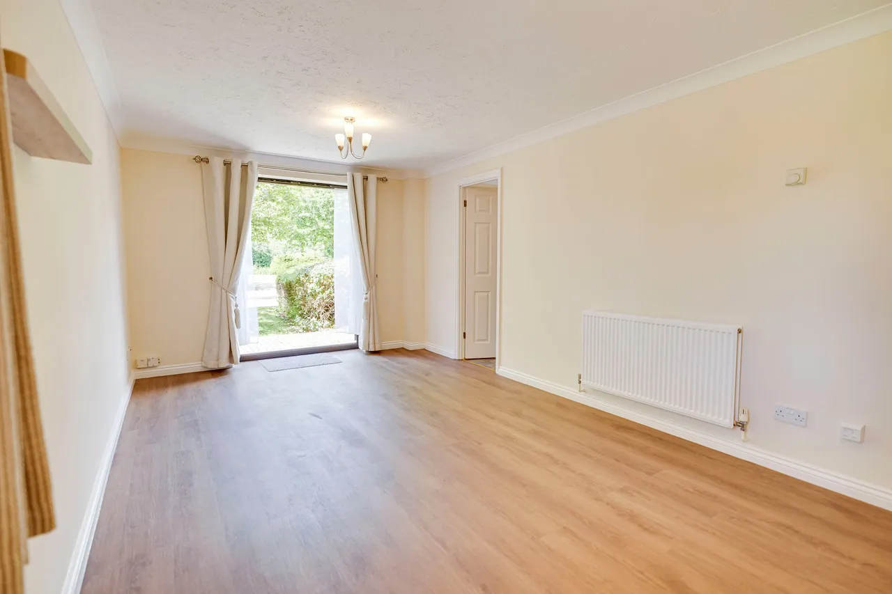 Sheering Mill Lane, Sawbridgeworth, CM21, photo 4