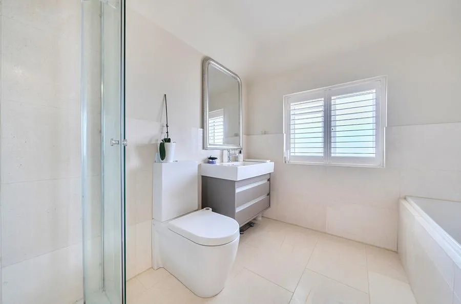 Fishbourne Road East, Chichester, PO19, photo 14