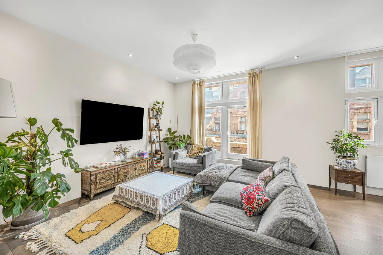 Torrington Place, Bloomsbury, WC1E, photo 2