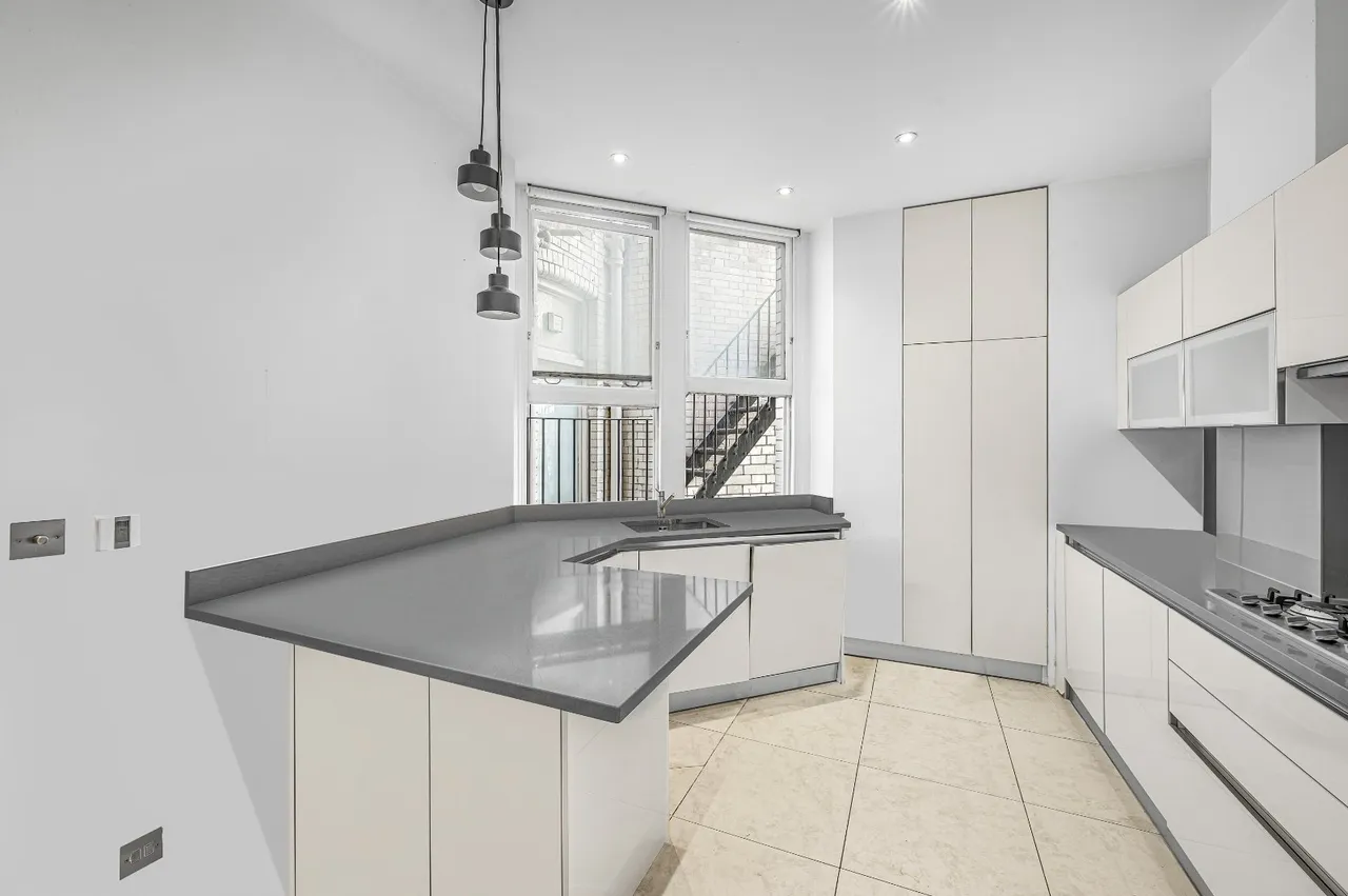 Torrington Place, Bloomsbury, WC1E, photo 15
