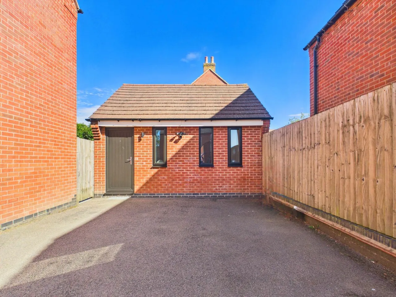 Jubilee Way, Burbage, LE10, photo 3