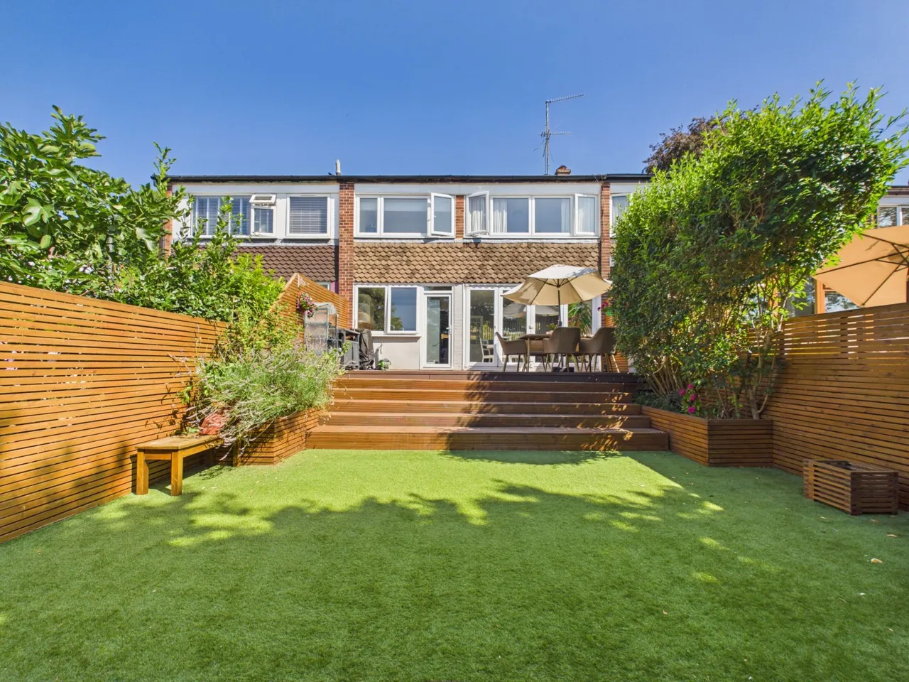 3 bed broadlands avenue, chesham, buckinghamshire,hp5 for sale, Chesham, Buckinghamshire