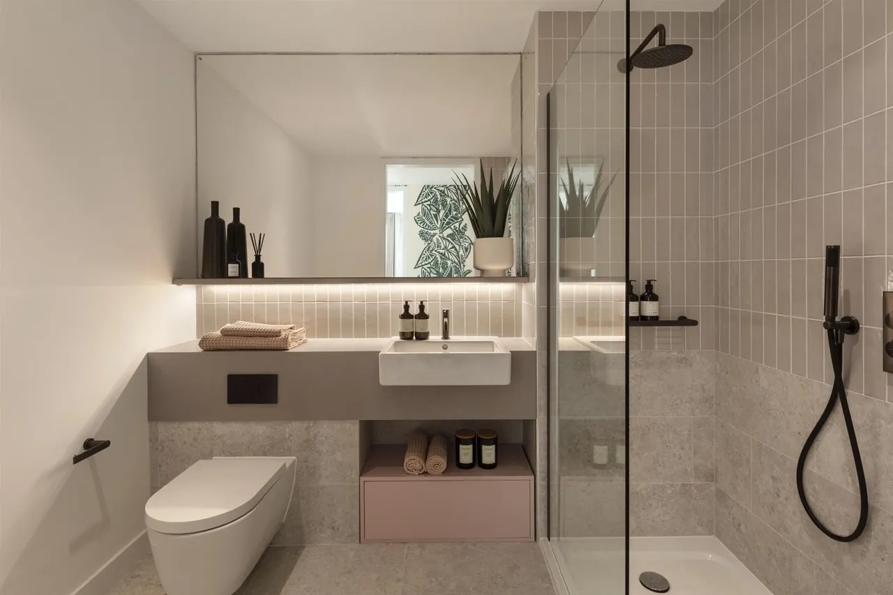 Parkview Avenue, London, NW2, photo 6