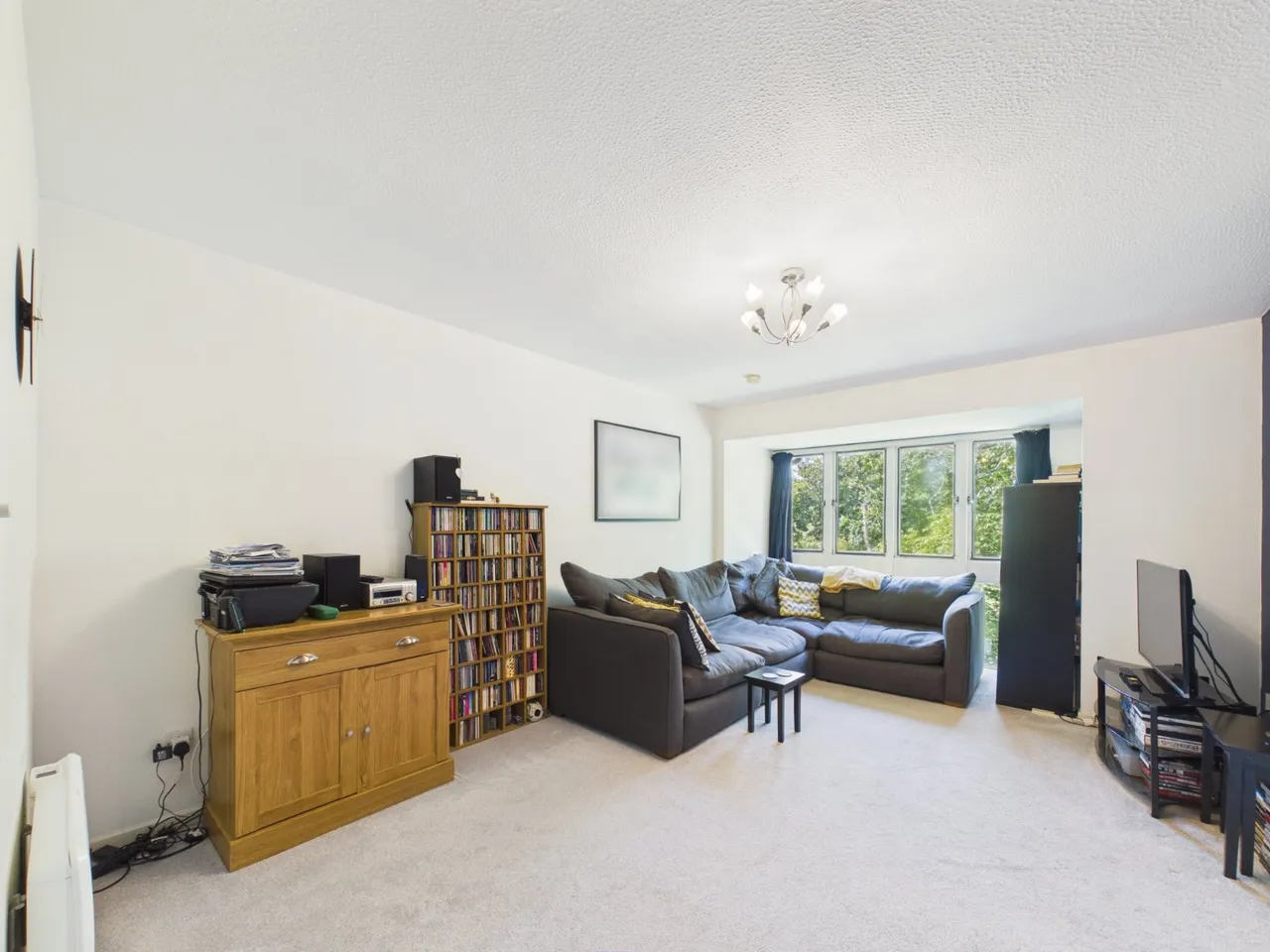 Feltham, photo 5