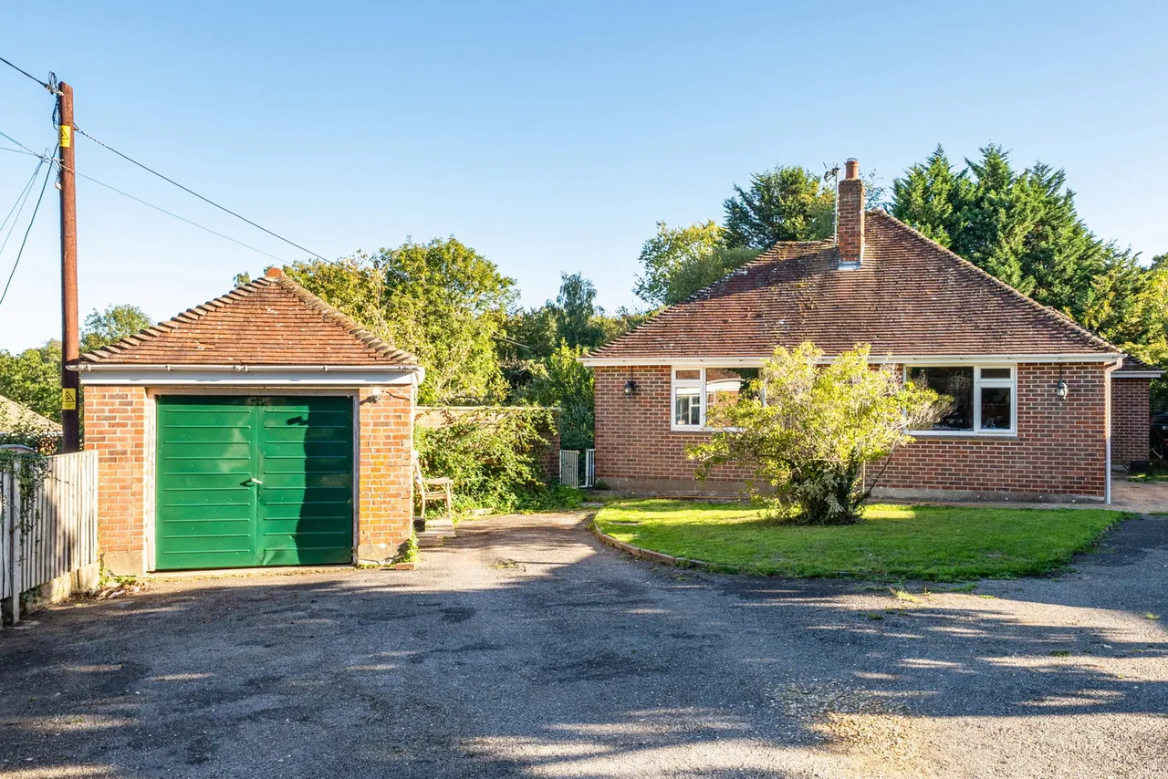School Road, Bransgore, photo 12