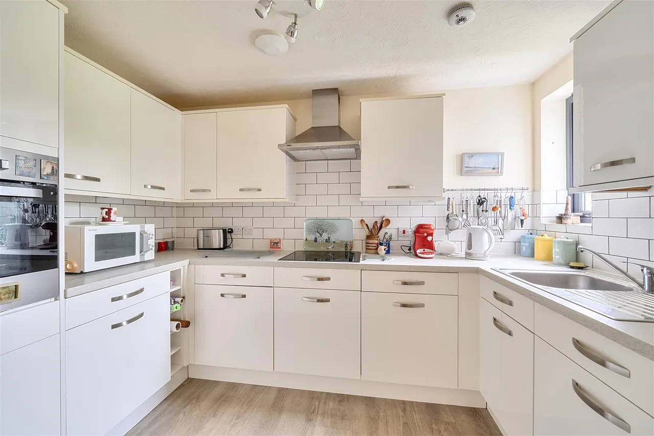 St. Clements Hill, Truro, TR1, photo 6