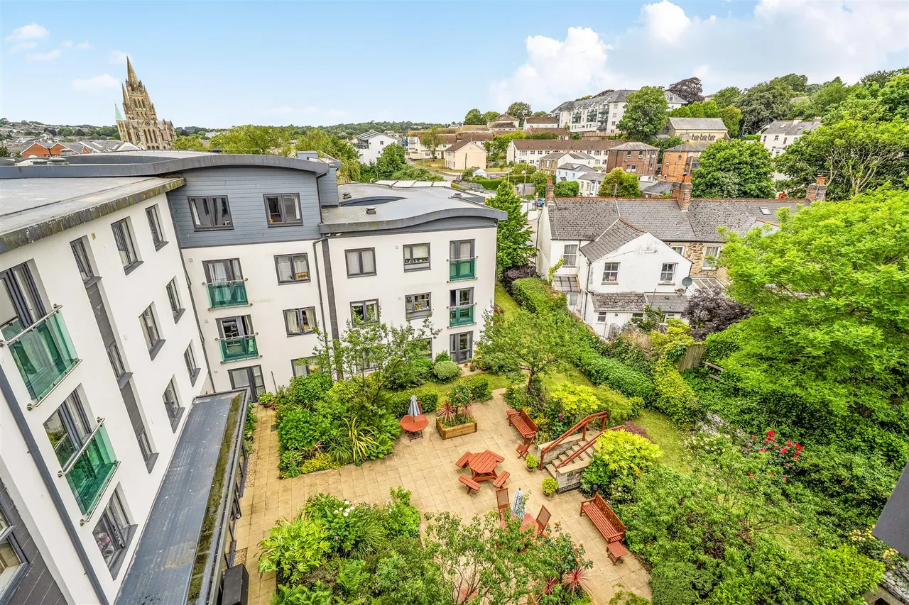 1 bed flat for sale, St. Clements Hill, Truro, TR1