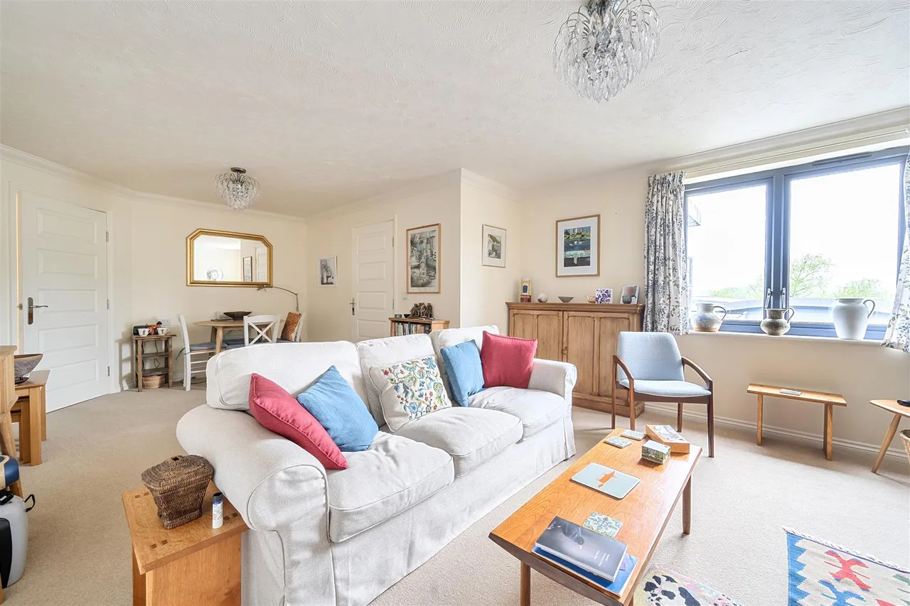 St. Clements Hill, Truro, TR1, photo 2
