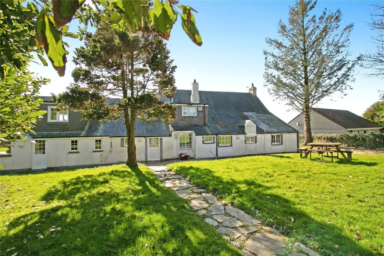 Trevarren, St. Columb, TR9, photo 42