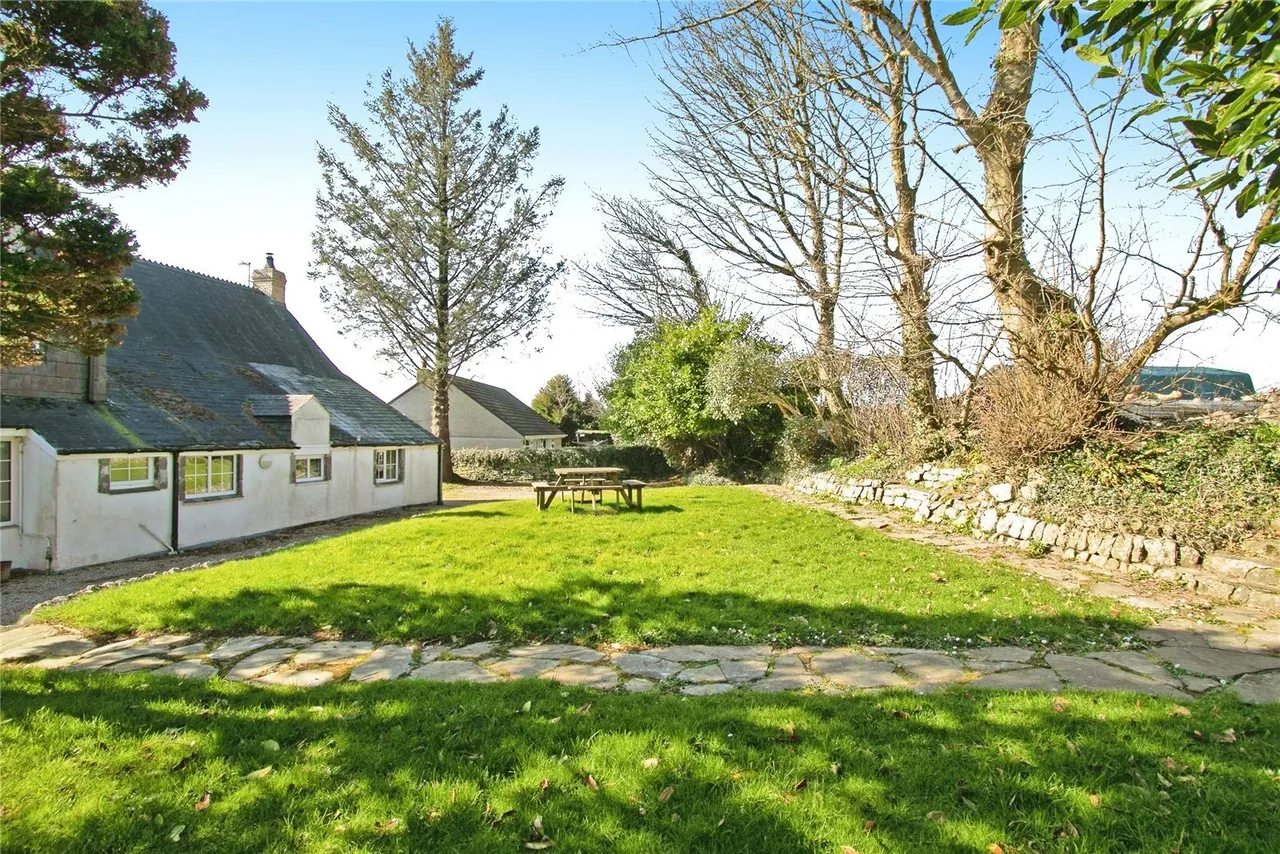 Trevarren, St. Columb, TR9, photo 12