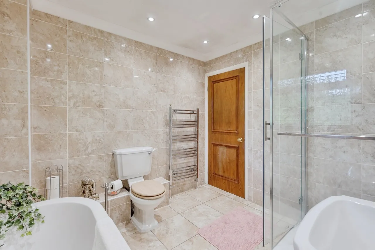 Thorneyholme Close, Lostock, BL6, photo 25