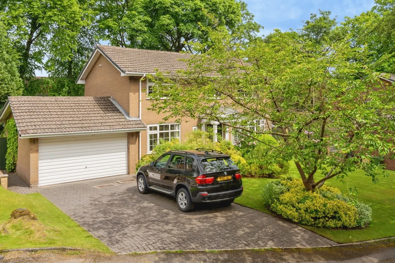 Thorneyholme Close, Lostock, BL6, photo 28