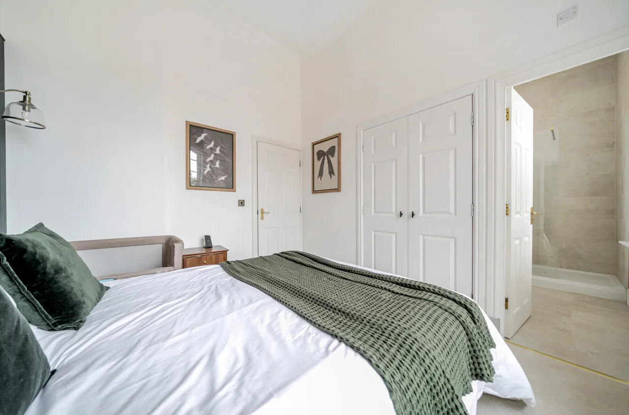 Kingswood Place, Knowle, PO17, photo 9