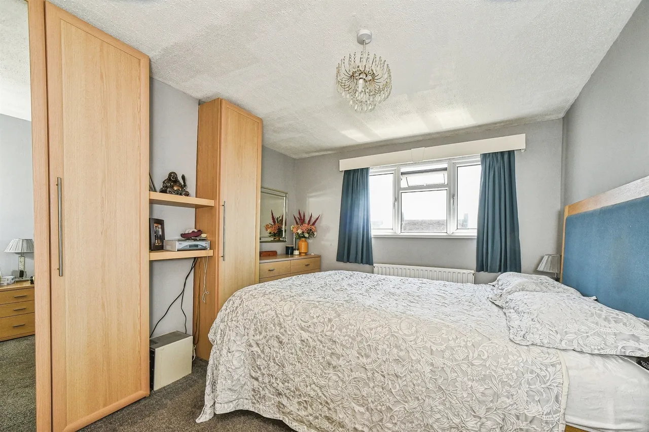 Pleydell Road, Swindon, photo 9
